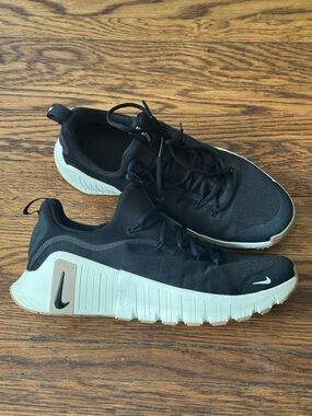 MEN'S NIKE FREE METCON 6 TRAINING SHOES Nike Black and Cream Athletic Sneakers